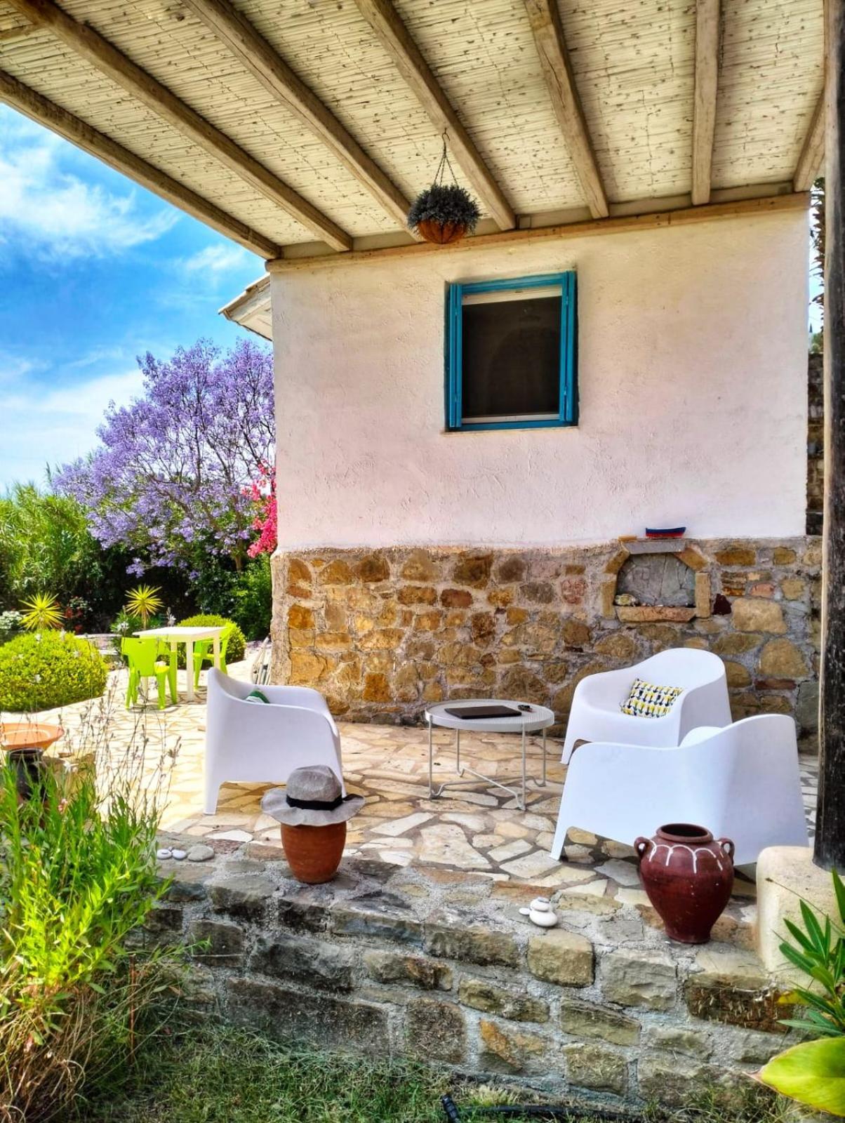 Lemon Tree Cottage Finikounta Luaran gambar